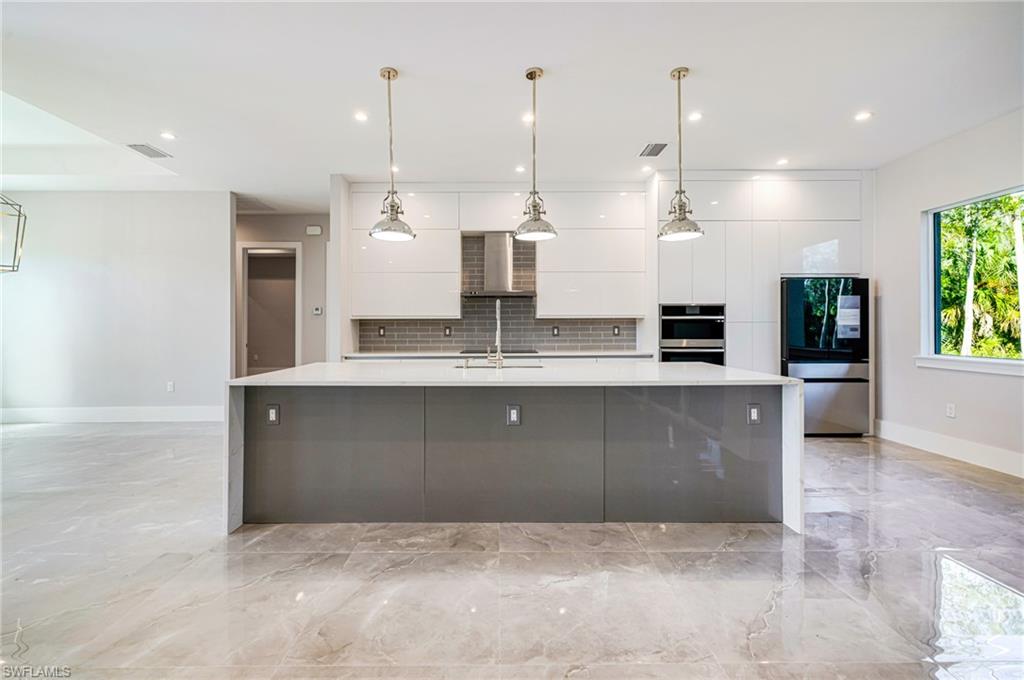 GOLDEN GATE ESTATES - Residential