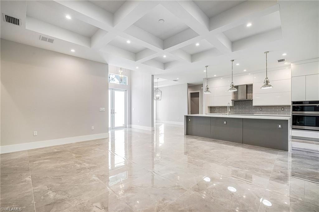 GOLDEN GATE ESTATES - Residential