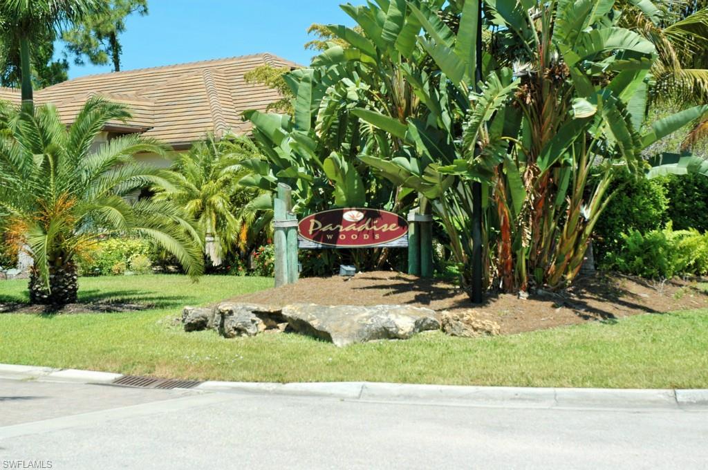 THE WOODS PRESERVE - Residential