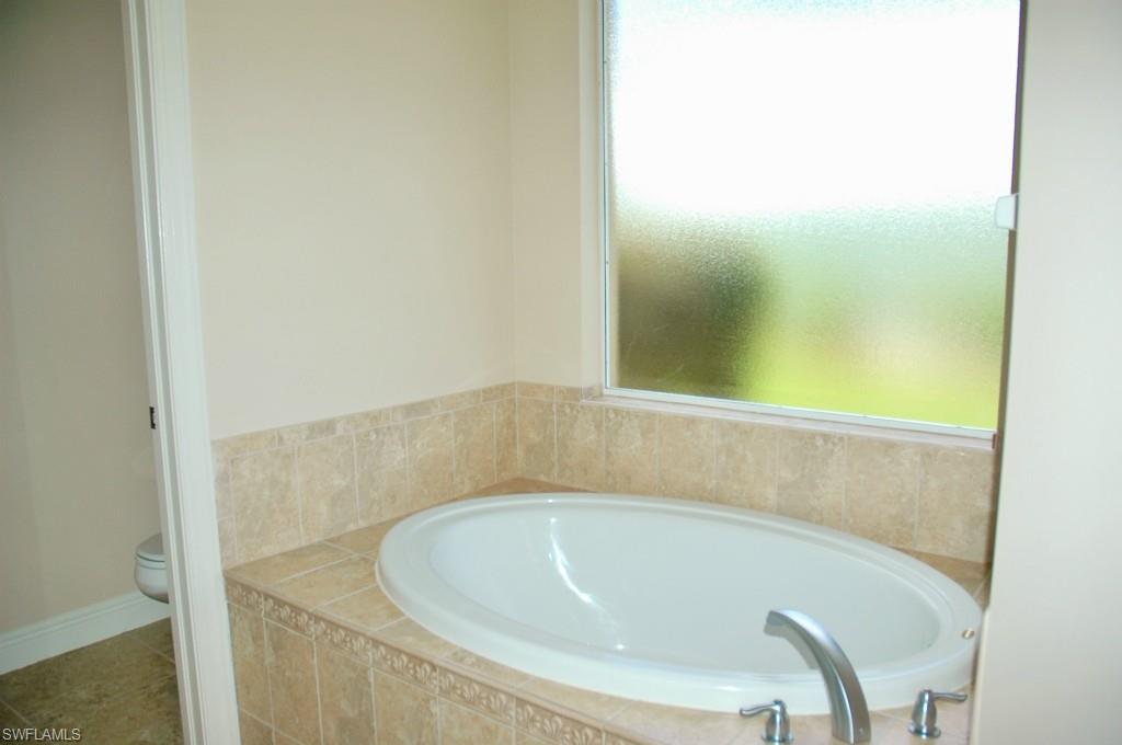 THE WOODS PRESERVE - Residential