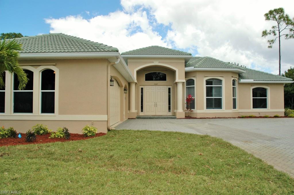 THE WOODS PRESERVE - Residential