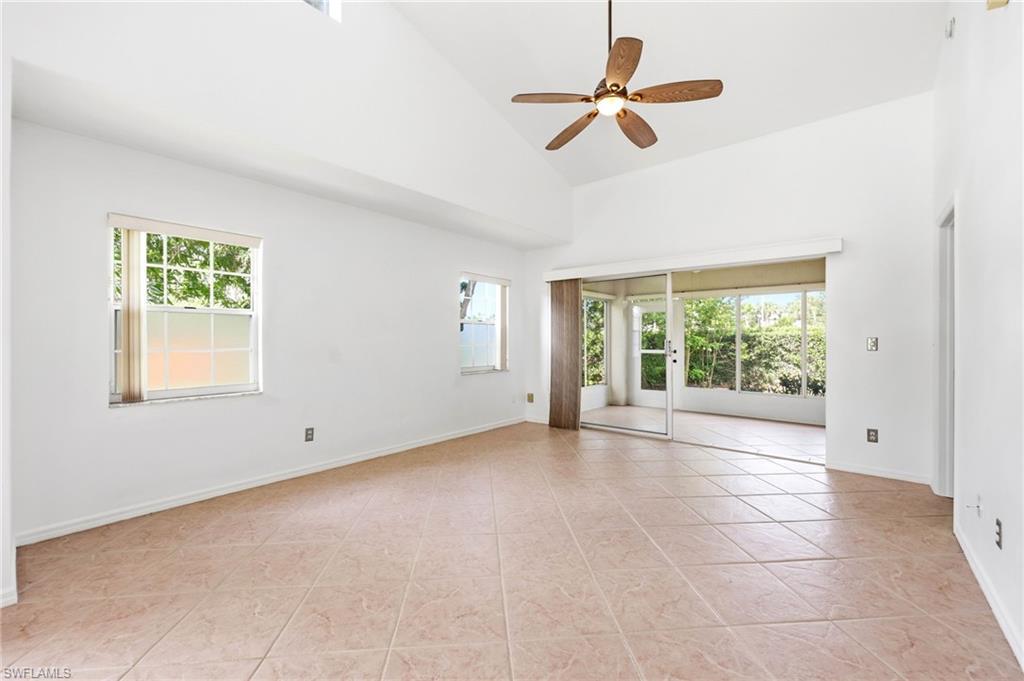 LAKESIDE VILLAS - Residential Lease