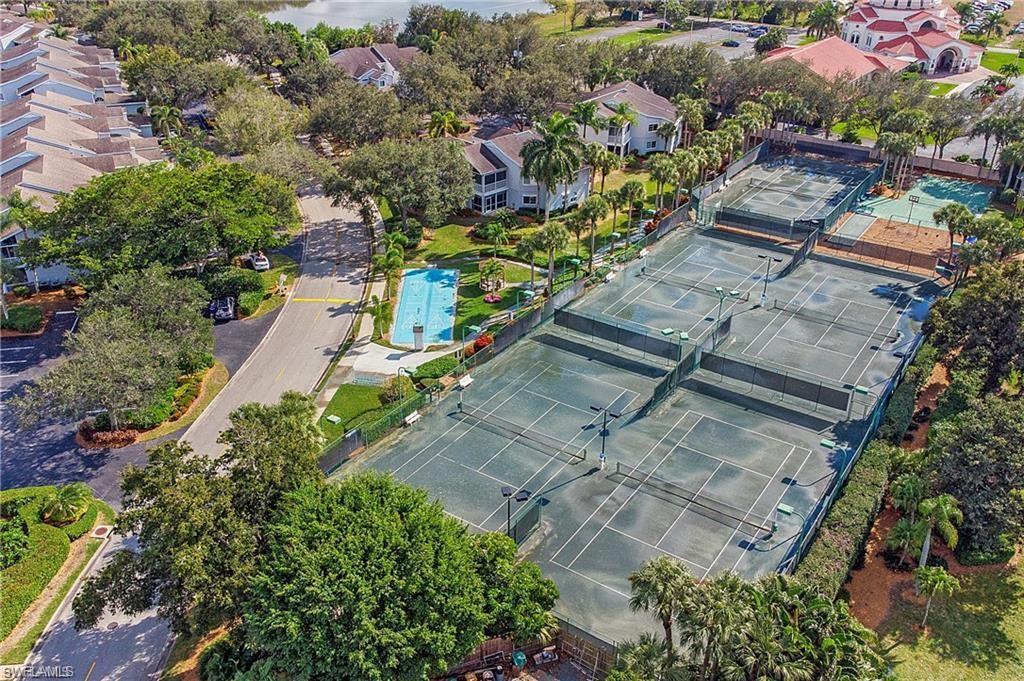 LAKESIDE VILLAS - Residential Lease