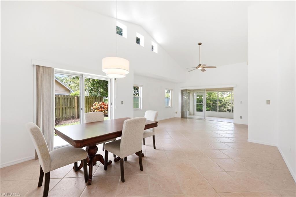 LAKESIDE VILLAS - Residential Lease