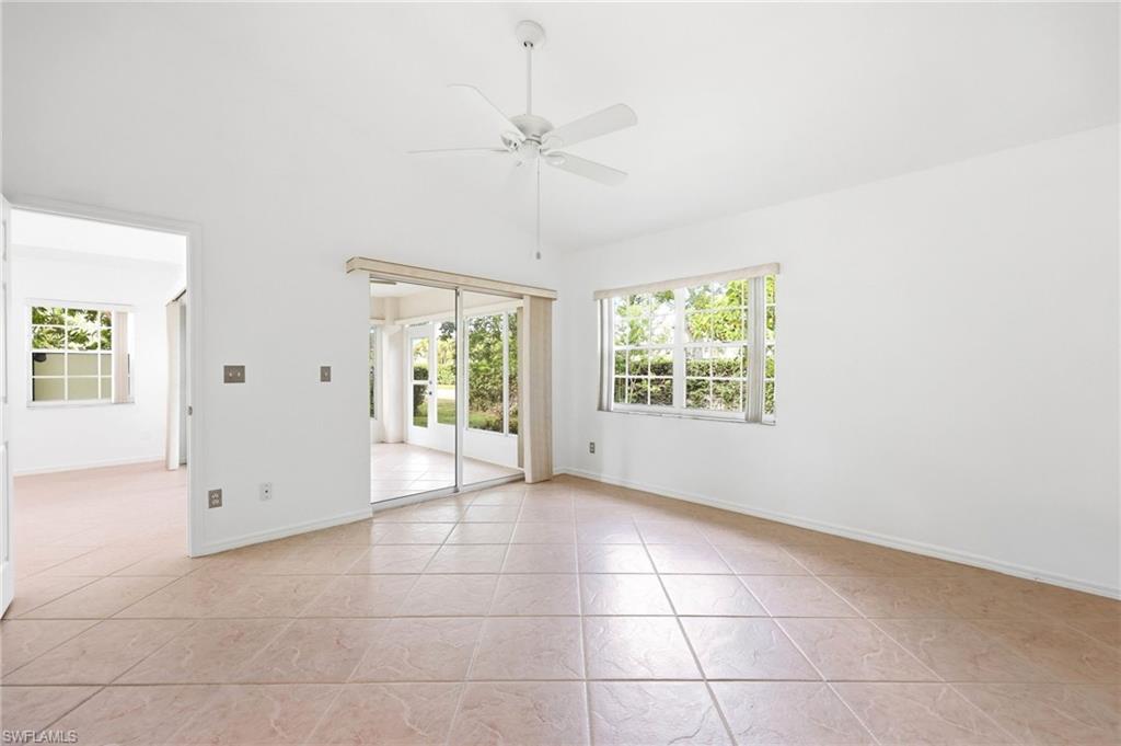 LAKESIDE VILLAS - Residential Lease