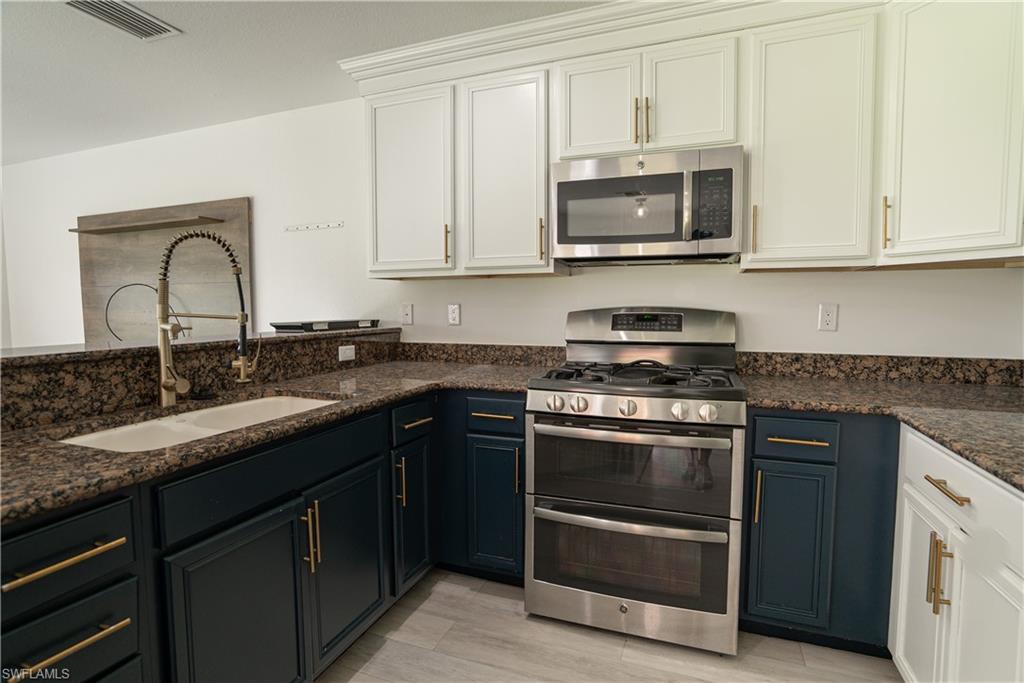 THE RESERVE AT ESTERO - Residential