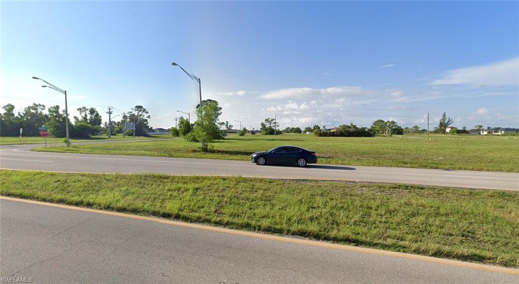 CAPE CORAL - Land