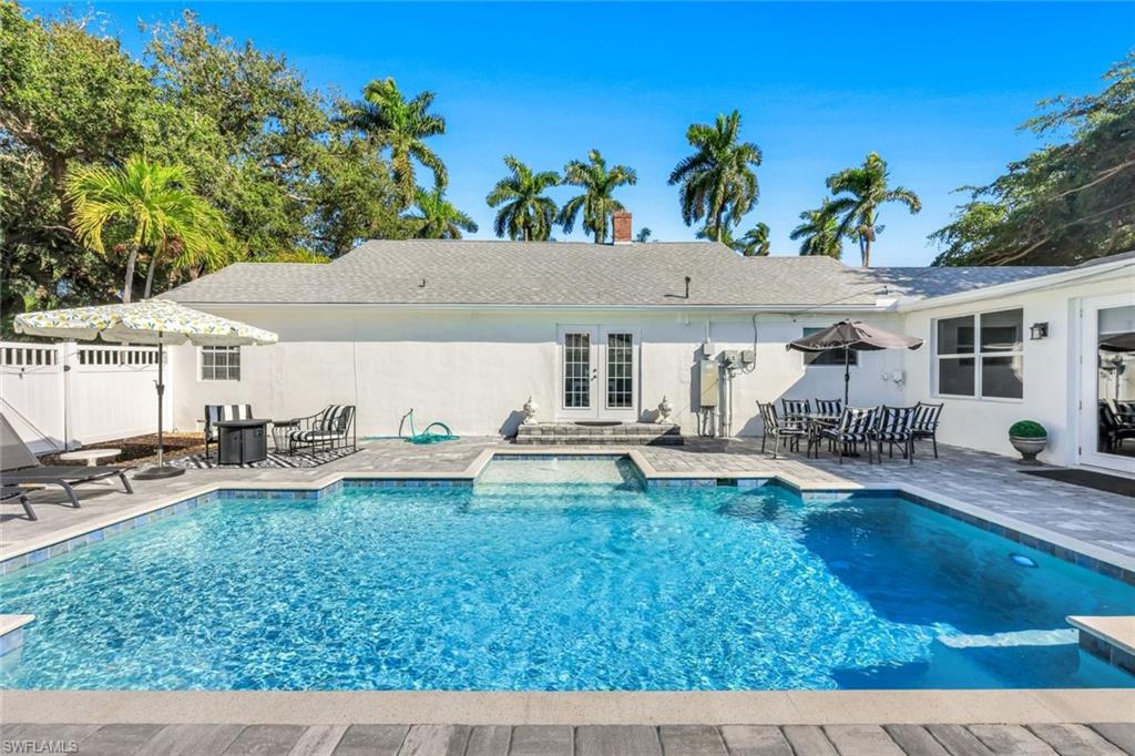 TWIN PALM ESTATES - Residential