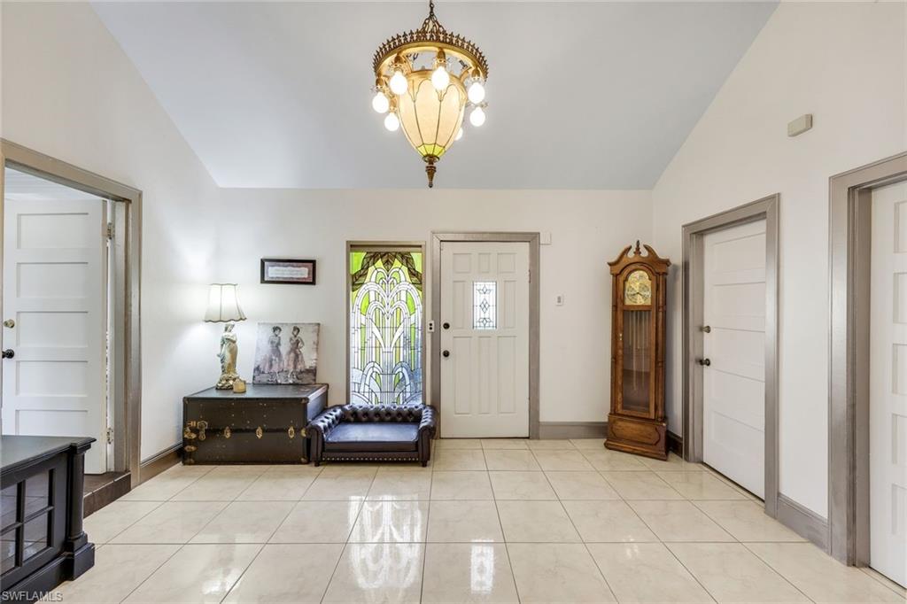 TWIN PALM ESTATES - Residential