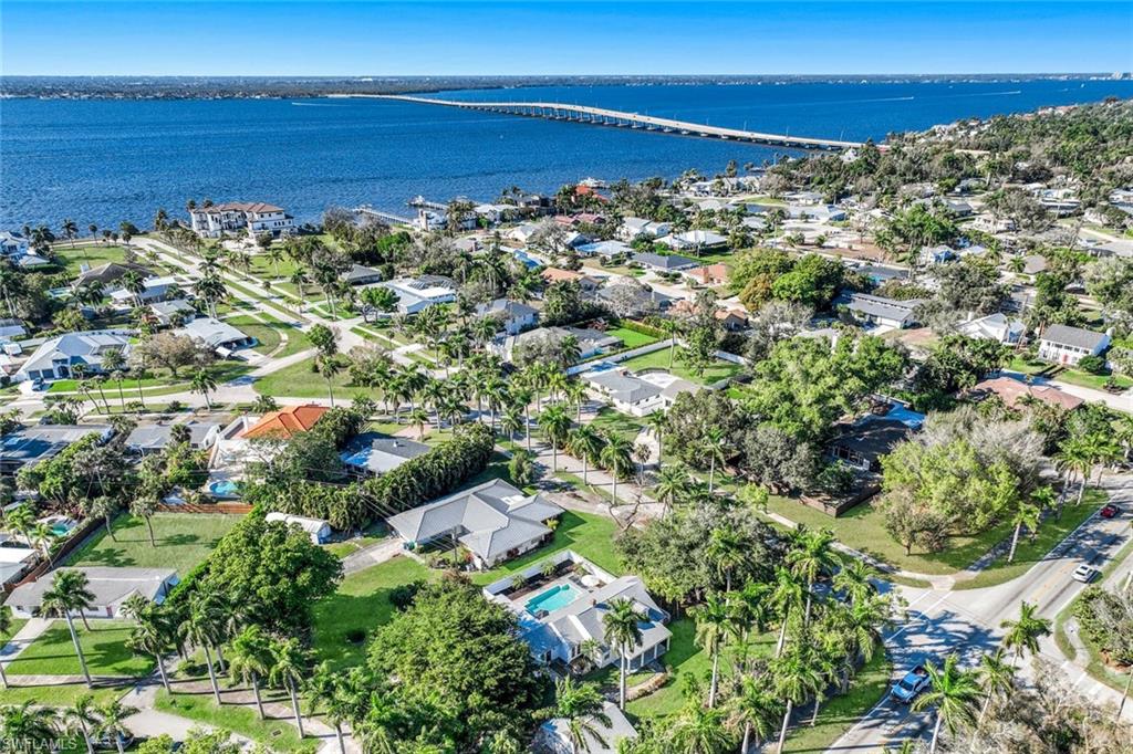 TWIN PALM ESTATES - Residential