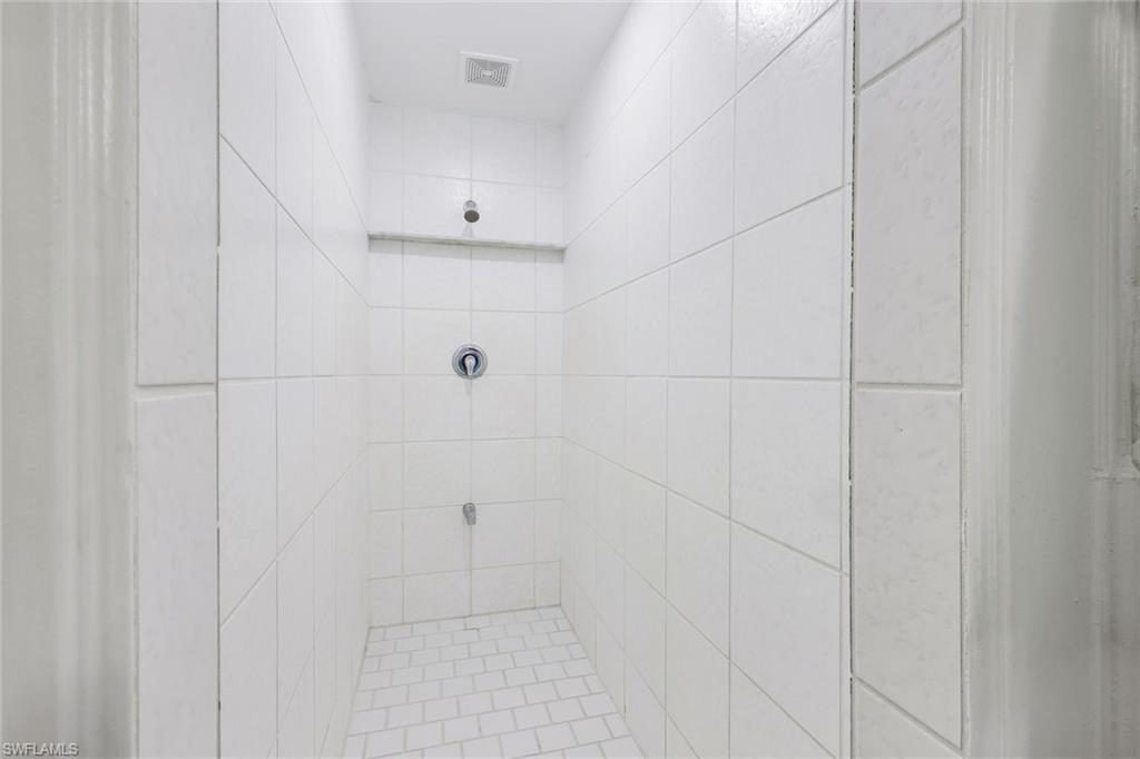 TWIN PALM ESTATES - Residential