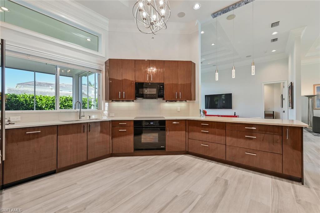 PARK SHORE - Residential