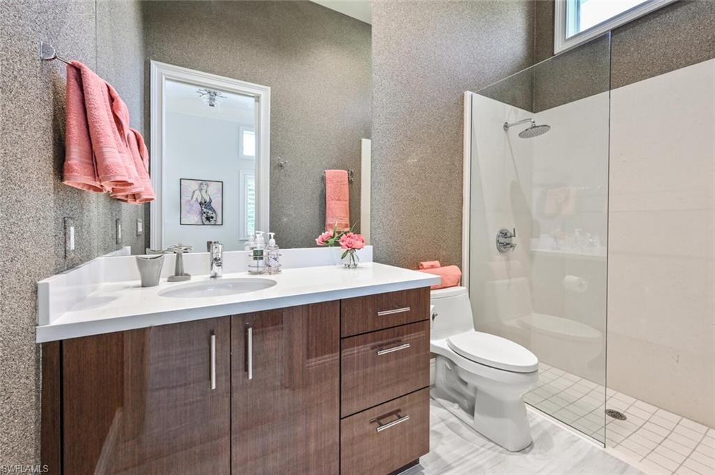 PARK SHORE - Residential