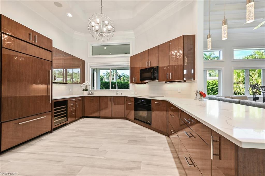 PARK SHORE - Residential