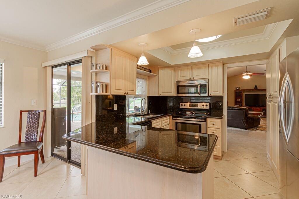 AROYAL PINES - Residential