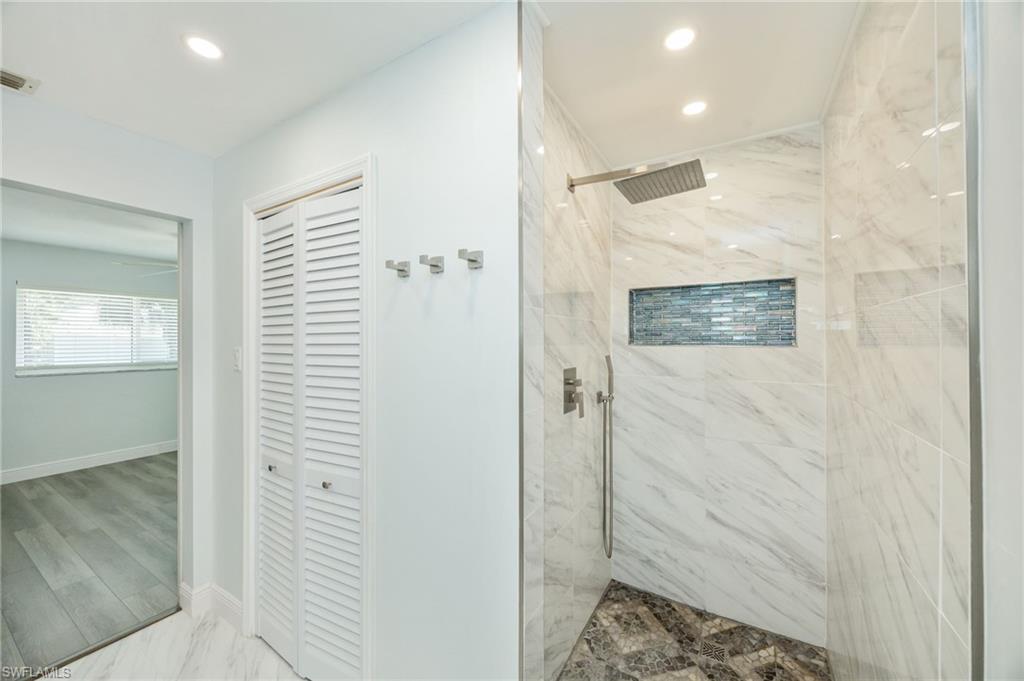 BONITA FARMS - Residential