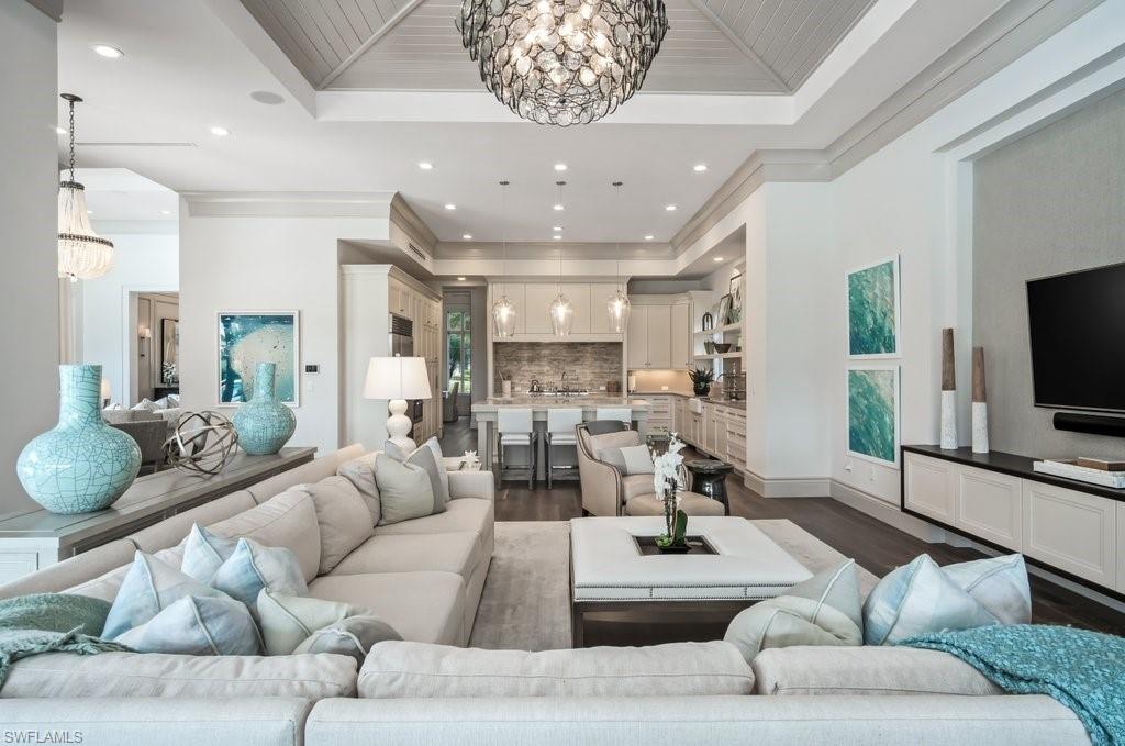 QUAIL WEST - Residential