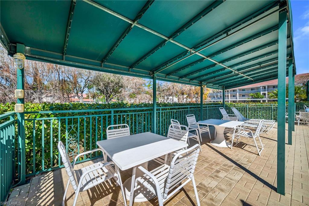 CHATHAM SQUARE - Residential