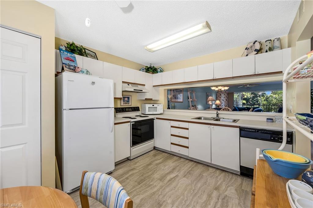 CHATHAM SQUARE - Residential