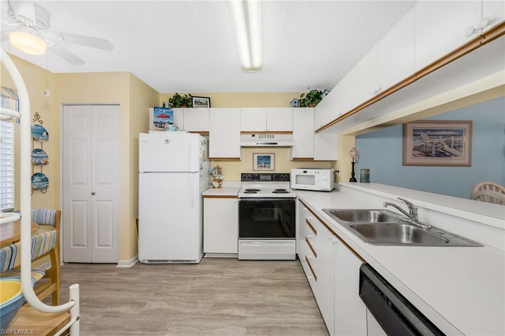 CHATHAM SQUARE - Residential