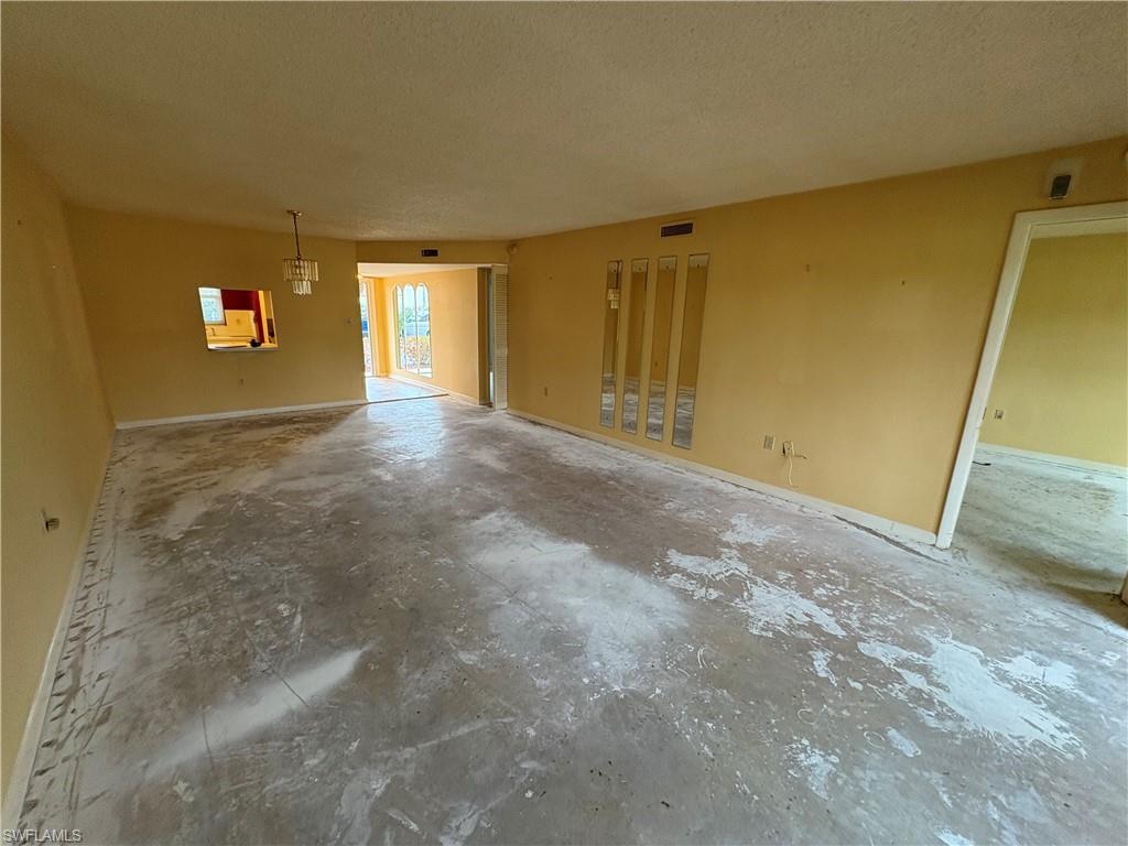 RIVIERA GOLF ESTATES - Residential