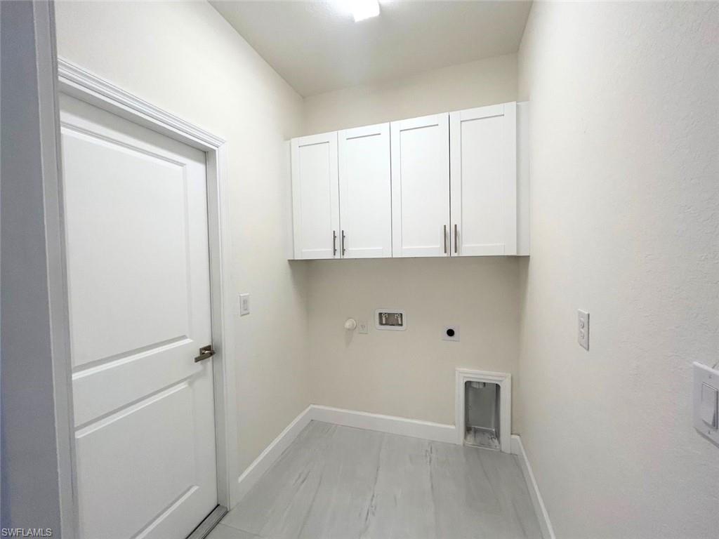 CAPE CORAL - Residential Lease