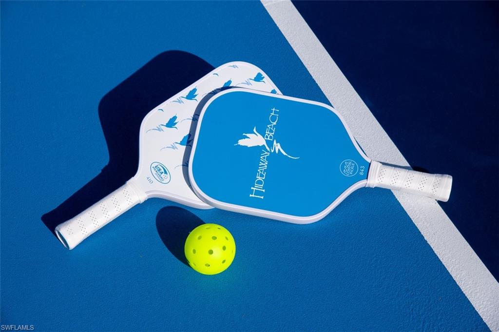 HIDEAWAY BEACH - Residential