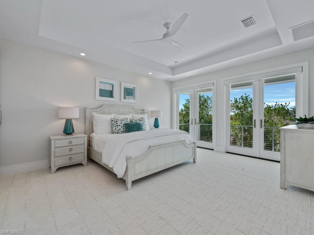 HIDEAWAY BEACH - Residential