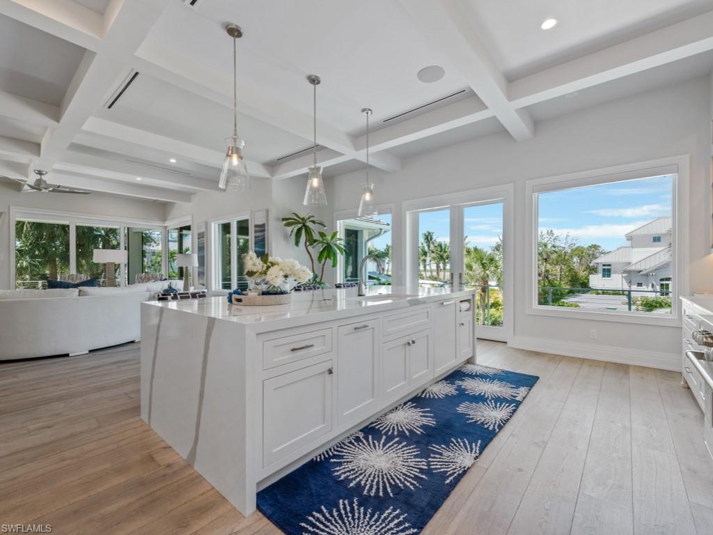 HIDEAWAY BEACH - Residential