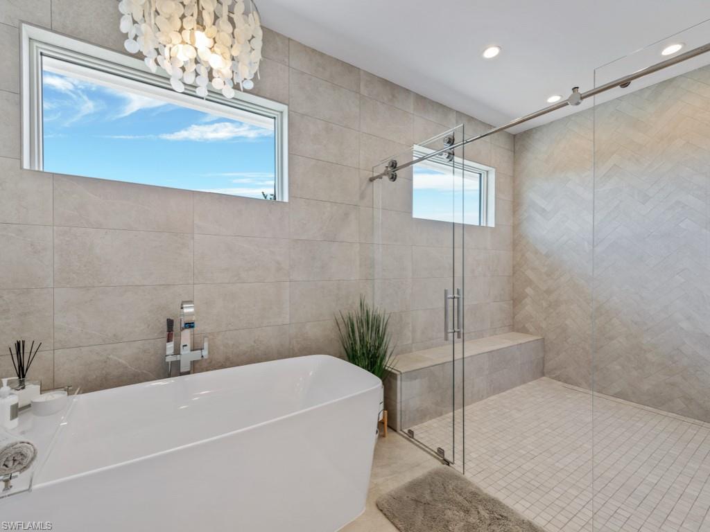 HIDEAWAY BEACH - Residential