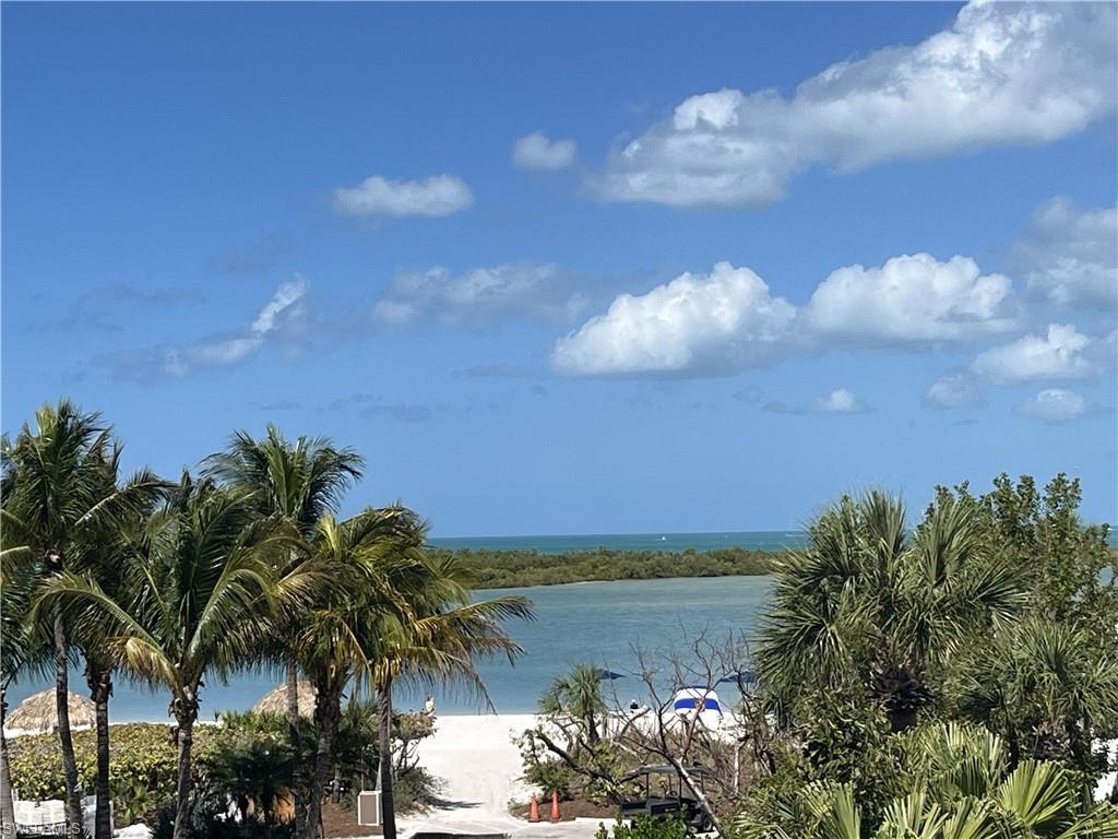 HIDEAWAY BEACH - Residential