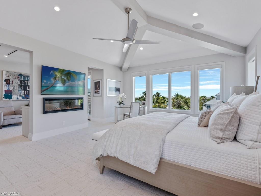 HIDEAWAY BEACH - Residential