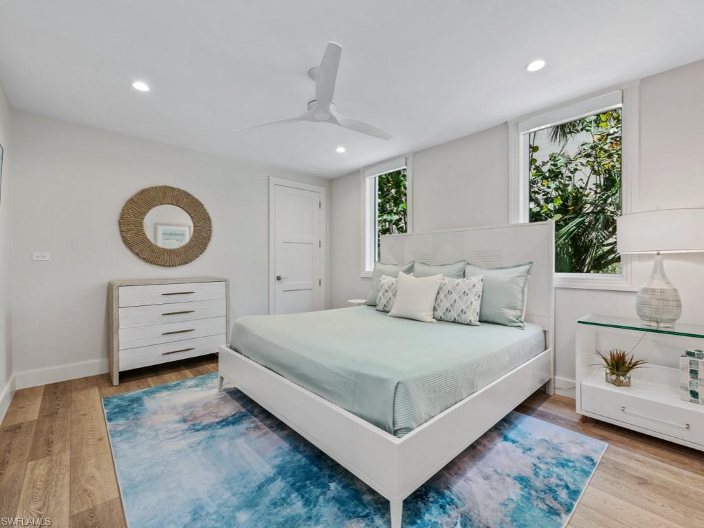 HIDEAWAY BEACH - Residential