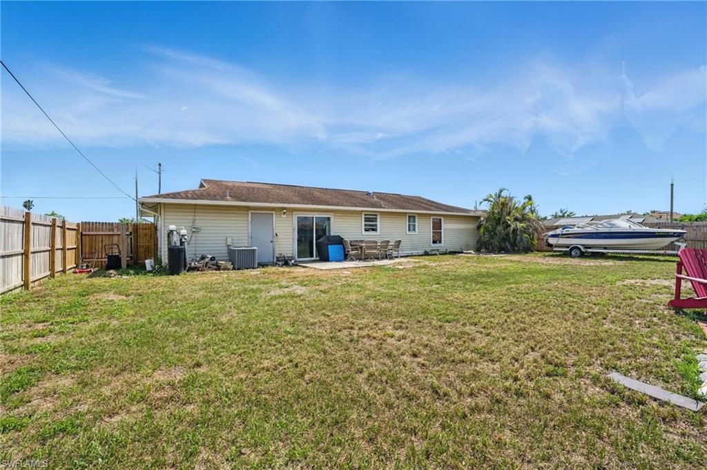 CAPE CORAL - Residential