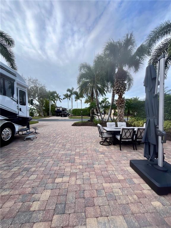 PELICAN LAKE RV RESORT - Land