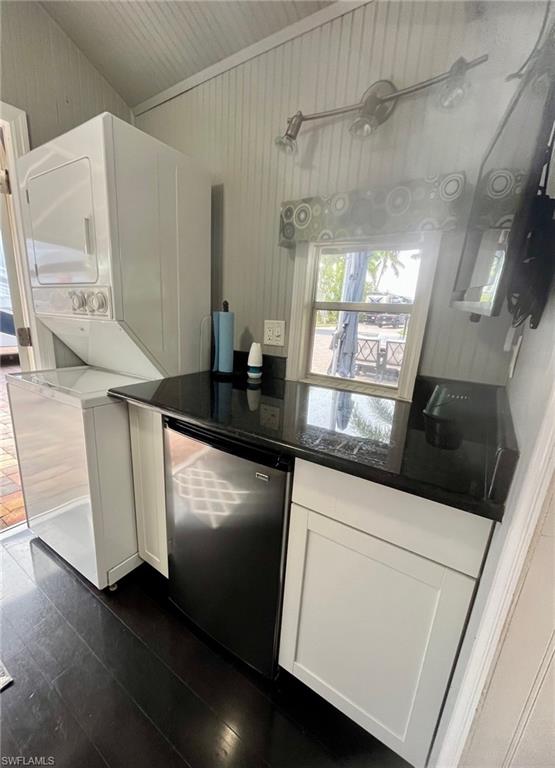 PELICAN LAKE RV RESORT - Land