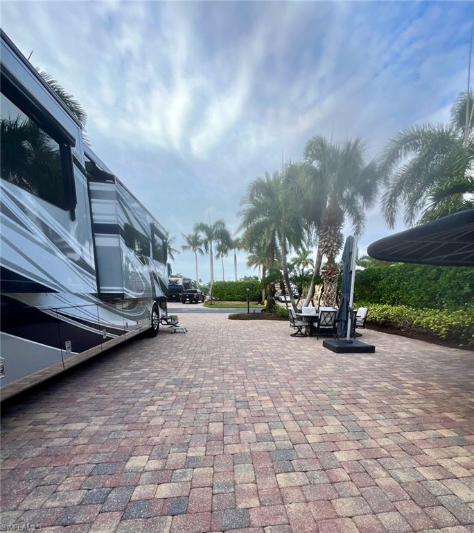 PELICAN LAKE RV RESORT - Land