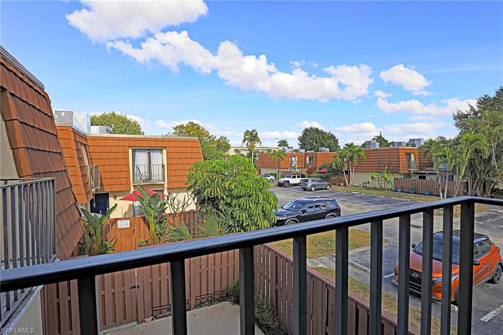 VILLAGE OF CEDARBEND - Residential Lease