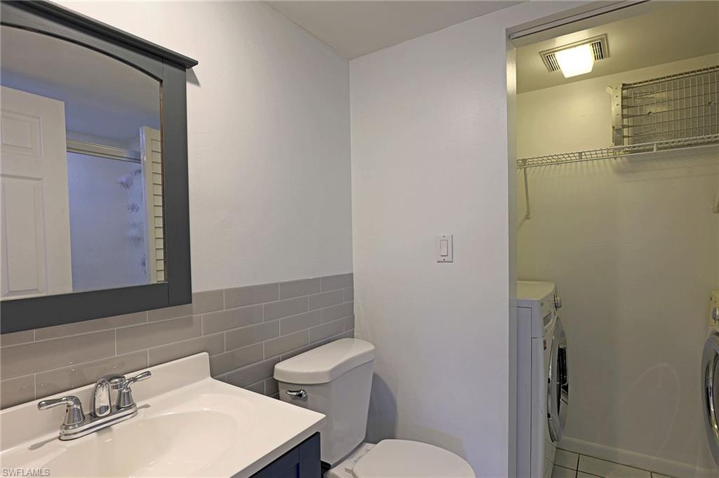 VILLAGE OF CEDARBEND - Residential Lease