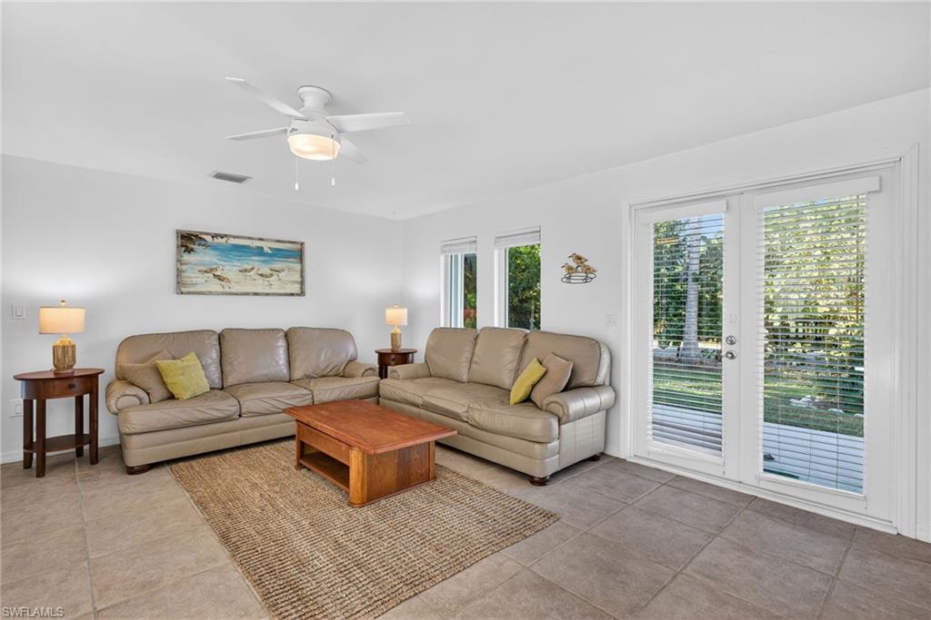 SANIBEL LAKE ESTATES - Residential