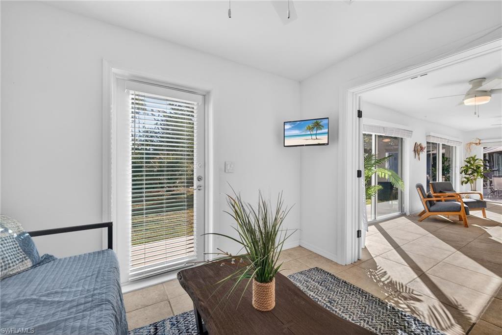 SANIBEL LAKE ESTATES - Residential