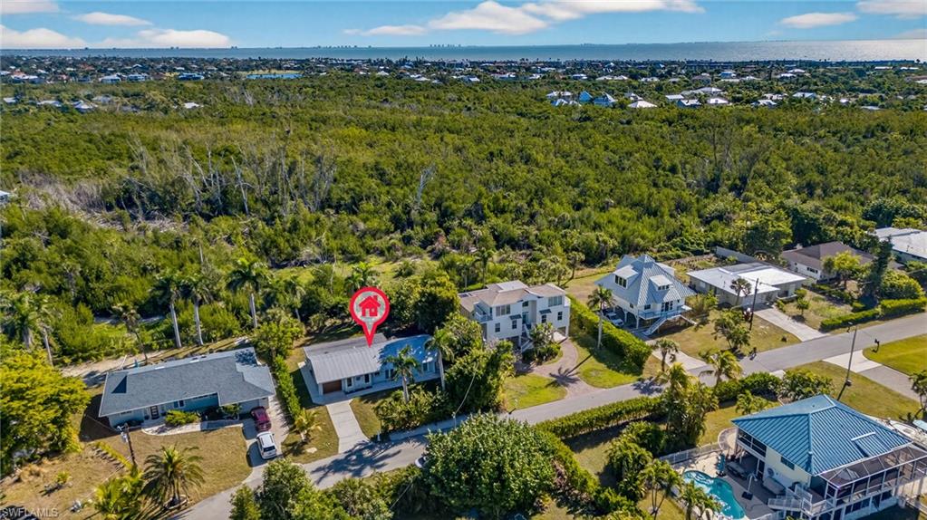 SANIBEL LAKE ESTATES - Residential