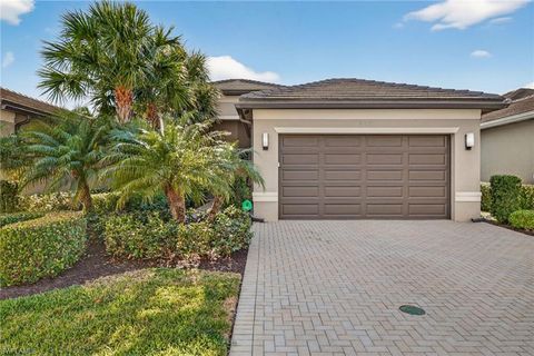 28532 Lobos CIR BONITA SPRINGS FL 34135