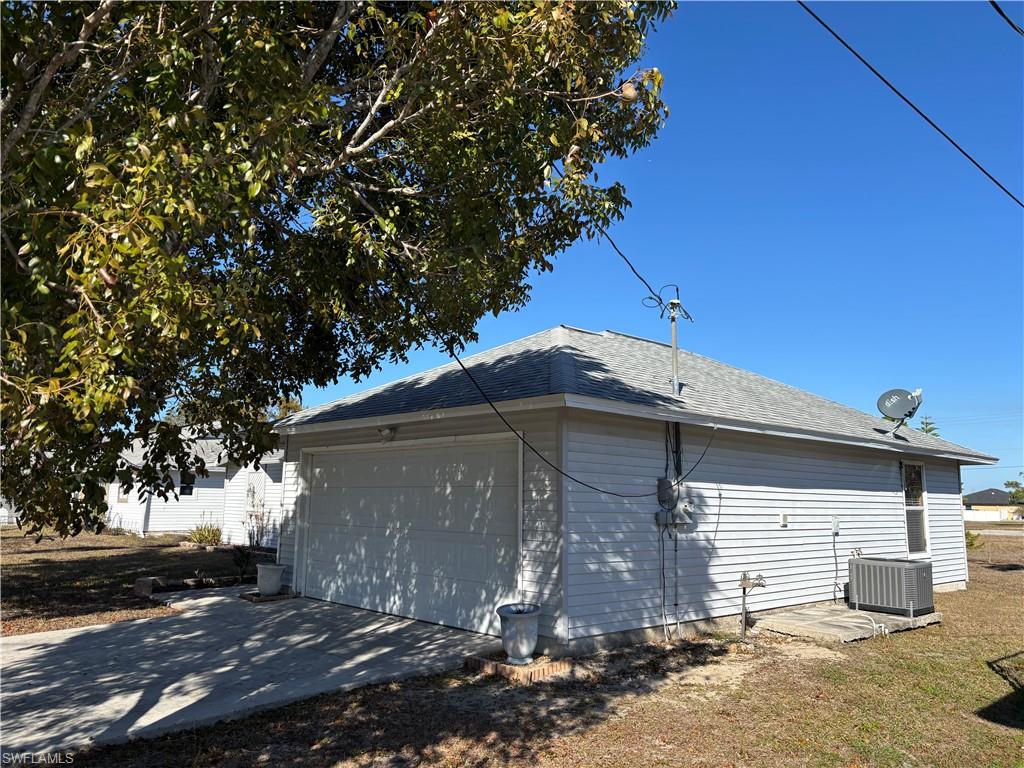 CAPE CORAL - Residential