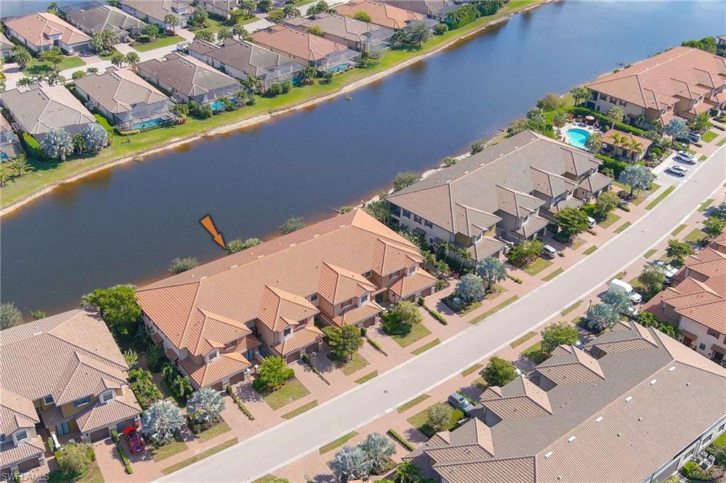 ESPLANADE - Residential