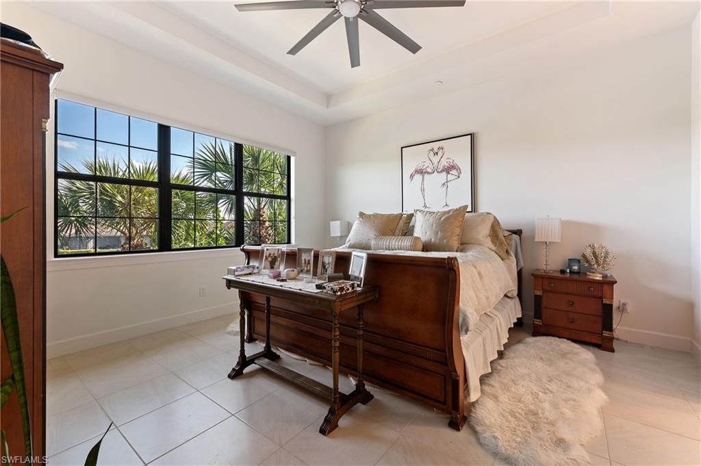 ESPLANADE - Residential