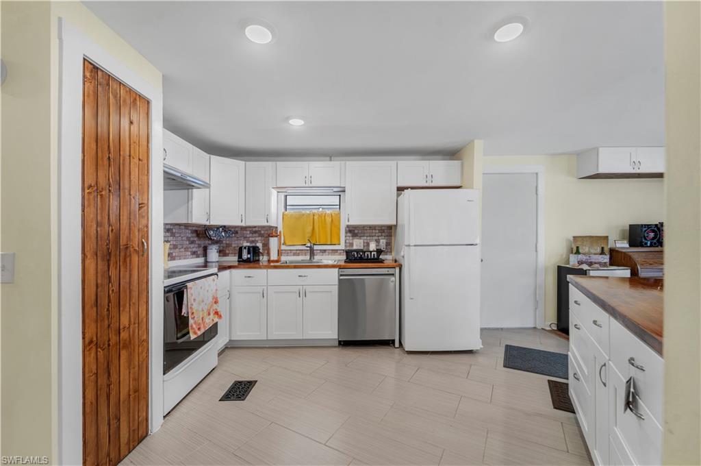 OLD BRIDGE VILLAGE - Residential