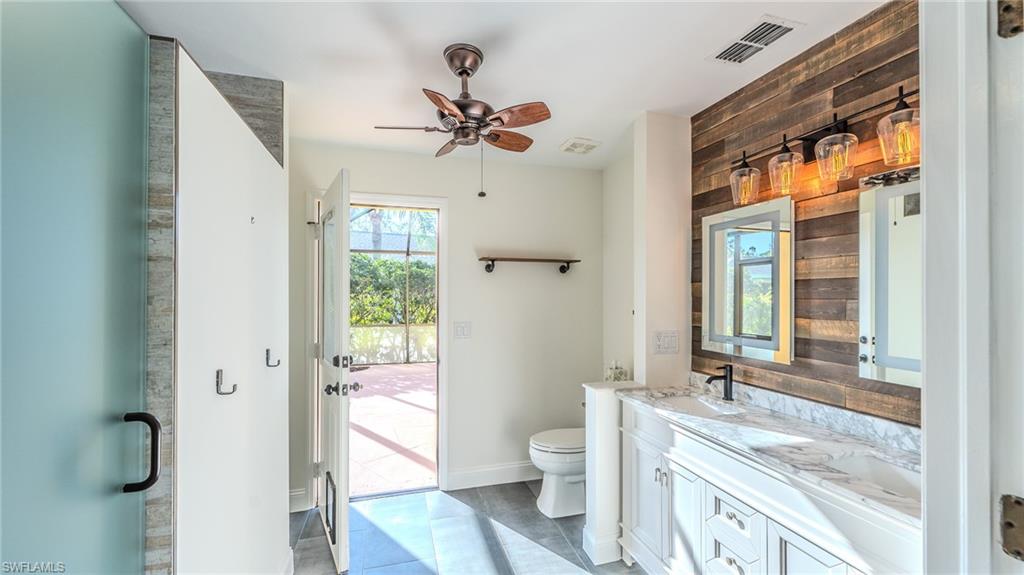 FOUNTAIN LAKES - Residential