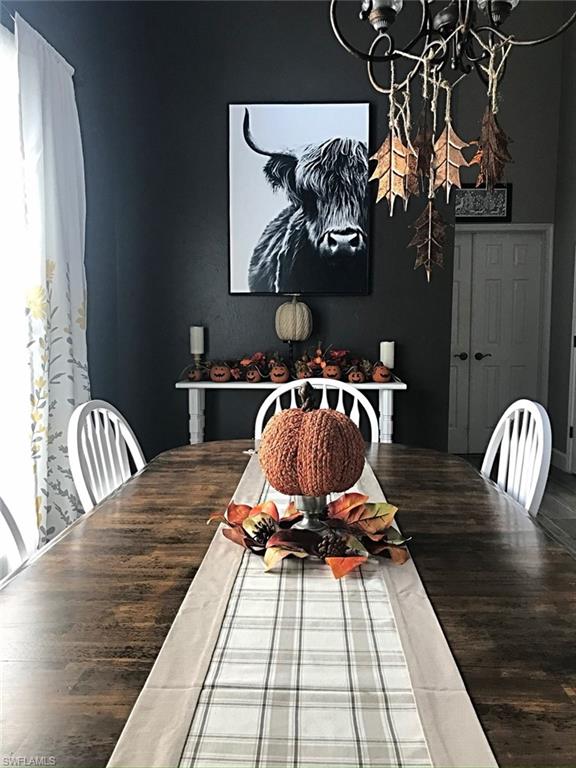 FOUNTAIN LAKES - Residential