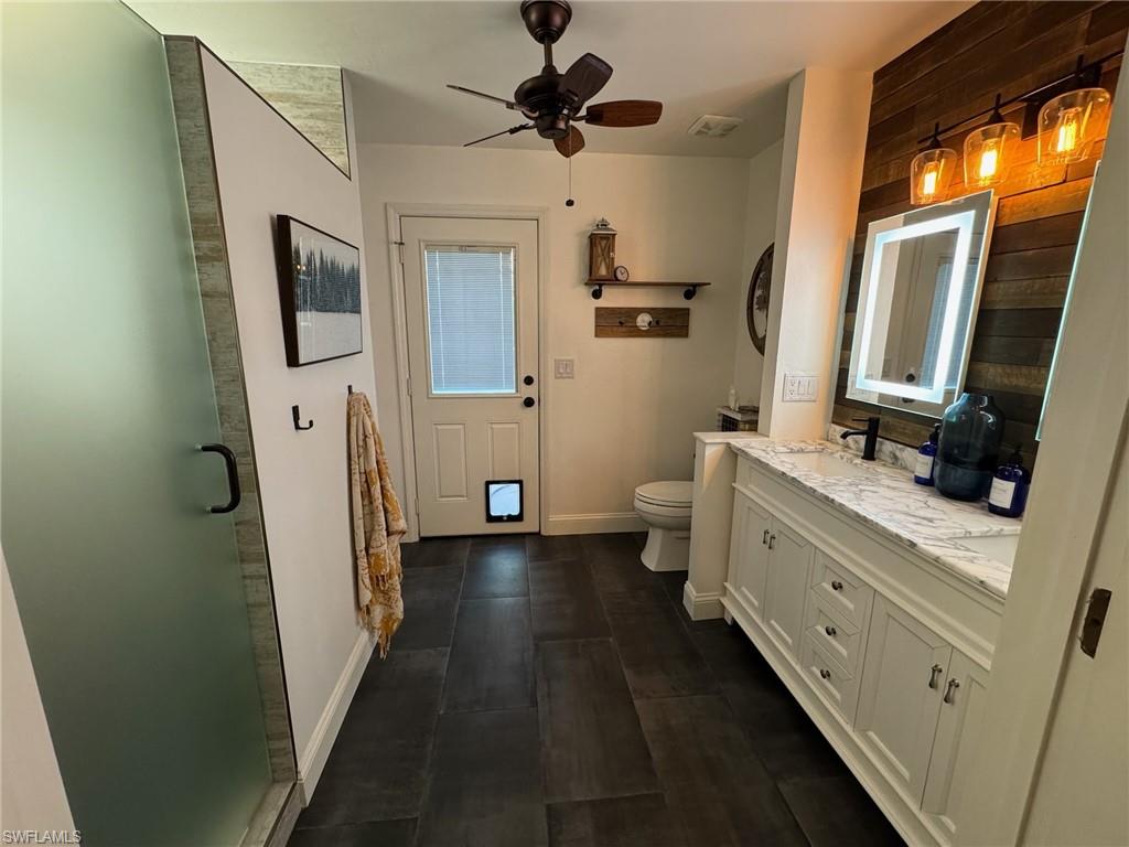 FOUNTAIN LAKES - Residential